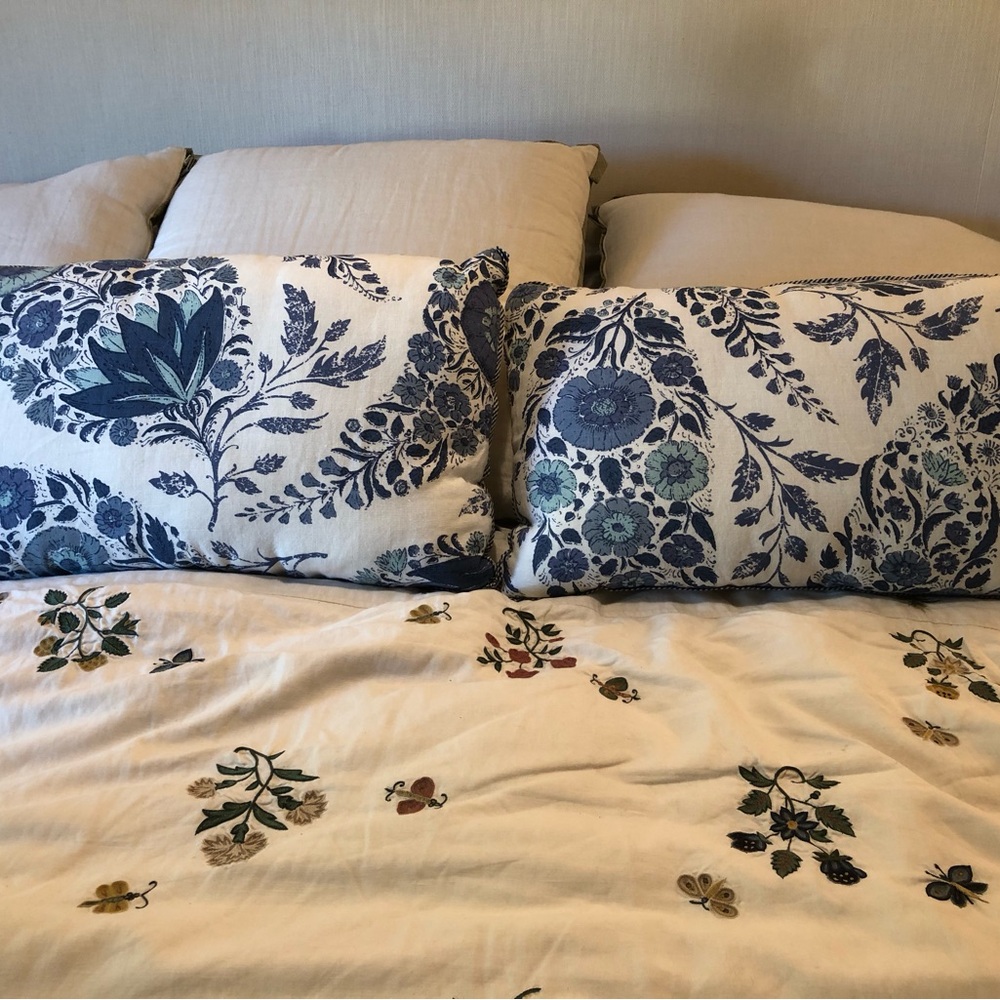 Raoul Textile linen pillows